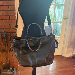 Chic Black Leather Shoulder Bag